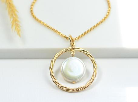 coin-pearl-circle-necklace.jpg