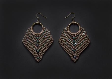 large_tribal_macrame_earrings_brown_10mb.jpg